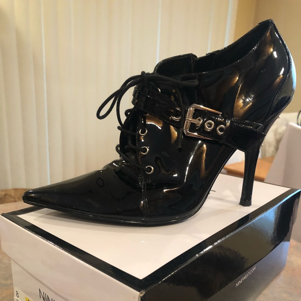 Nine West Black Pointy Toed Ankle Booties